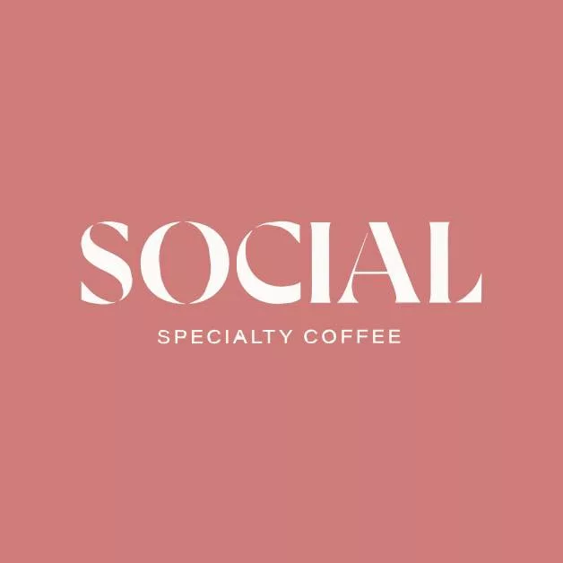 social-logo-taqyeem.webp